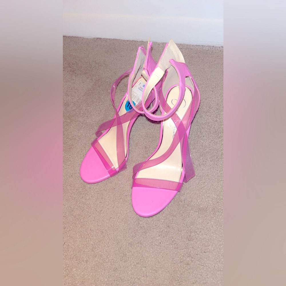 Jessica Simpson . Cute pink heel. Has tag but worn once. Size 10.